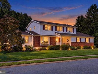 821 N Country Club Dr