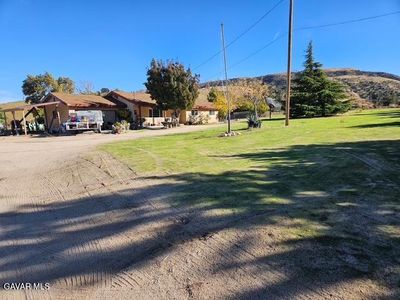 Property at 46720 Kings Canyon Rd, Del Sur, CA