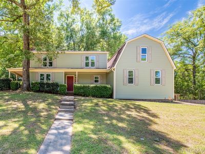 402 Wildwood Dr