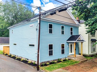 615 Myrtle St