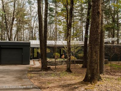 10 Trout Creek Road