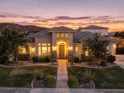 2624 E Auburn Dr