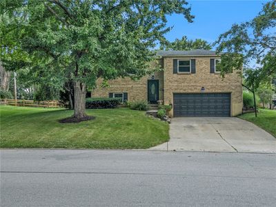 600 Clareridge Ln