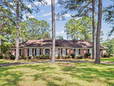 2520 E Alberson Dr