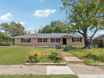 104 N Weatherred Dr