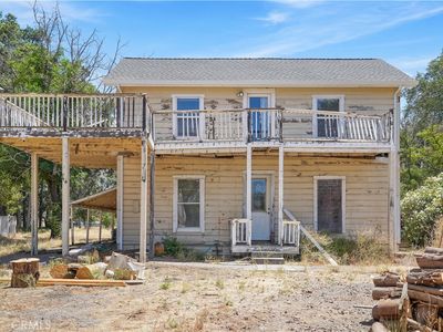 2010 Ladder Ridge Rd