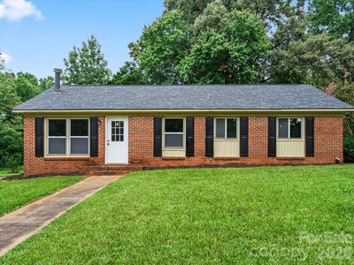 5312 Larewood Dr