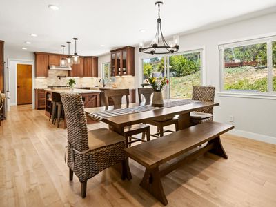 8607 Berta Canyon Ct