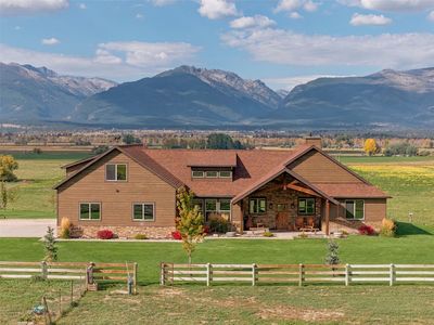 2015 View Ln