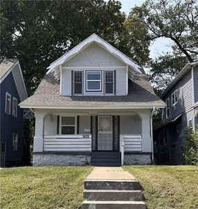 3622 College Ave