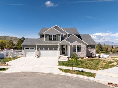 686 W Eaglecrest Cir