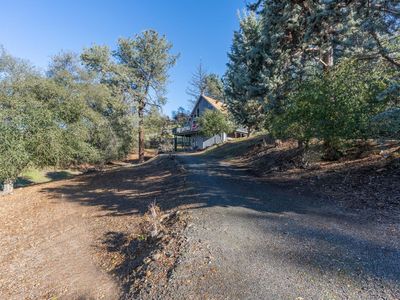 2423 Quail Hill Rd