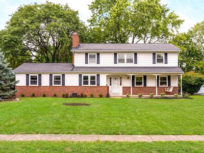 1190 Kingsdale Ter