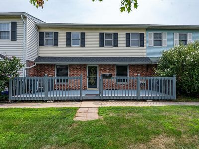 806 Whitpain Hls