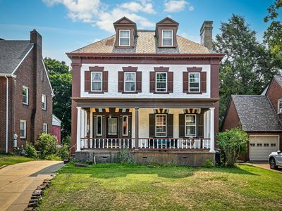 202 Summit Ave