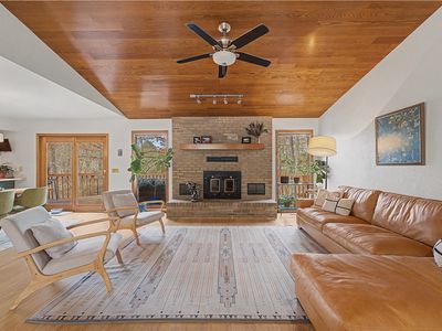 28 Melanie Dr