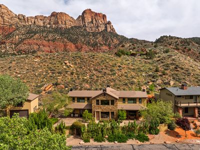 105 River Bend Cir #105