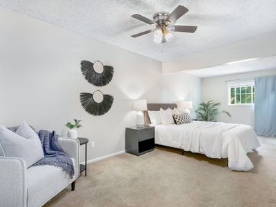 801 Vanderbilt Ct
