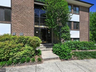 1533 Northgate Sq APT 11B