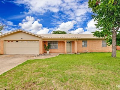 2726 Erline Dr