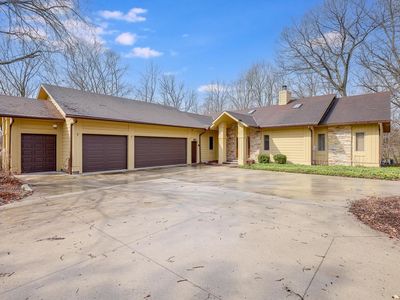 2128 Hunters Ridge COURT