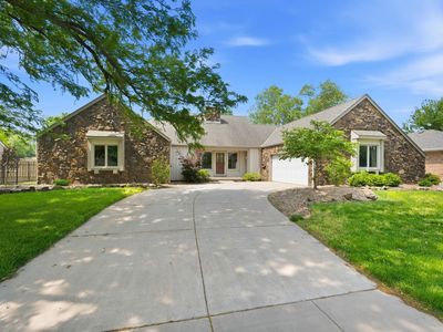 1506 N Caddy Ct