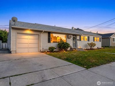 1225 Cherry St.