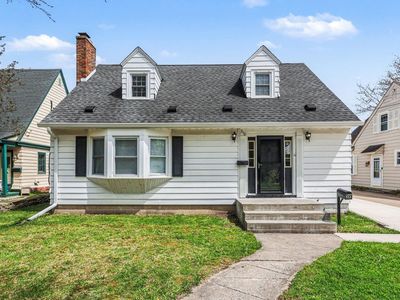 310 Green Ave