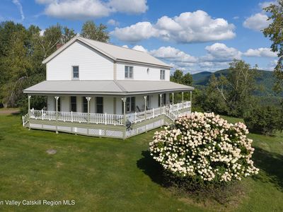 337 Collins Terrace