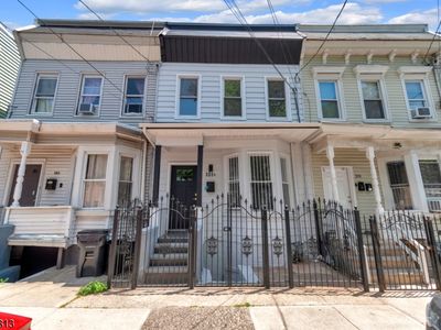 101 Garside St