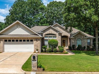 114 Charleston Ln