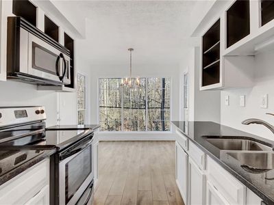 702 Glenleaf Dr