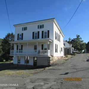 224 S 9th St