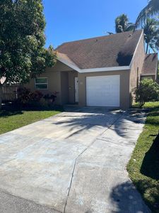32 Peachtree Place