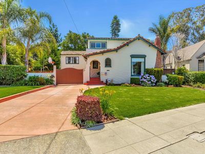 1021 Lee Ave