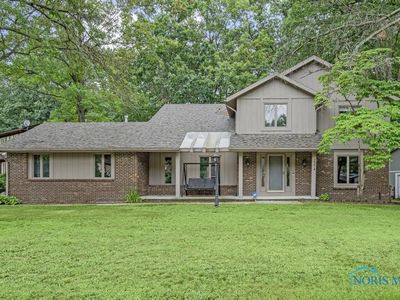 2374 Saint James Woods Blvd