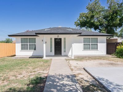 702 E Rodriguez St