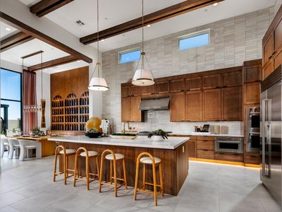 10877 Vista Altura Ave