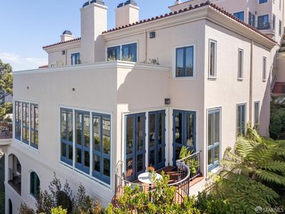 165 Francisco St APT 11