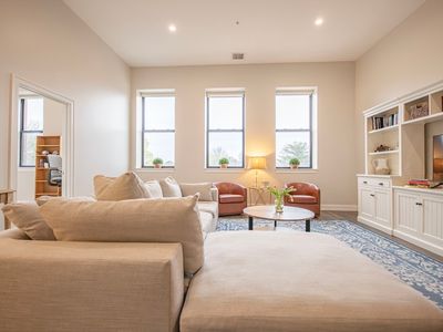 1022 Hancock St Unit 112