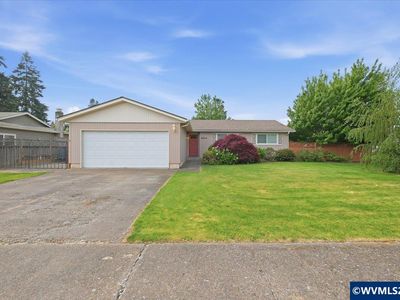 4814 Schaefer Ct NE