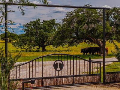 451 Rosser Ranch Rd