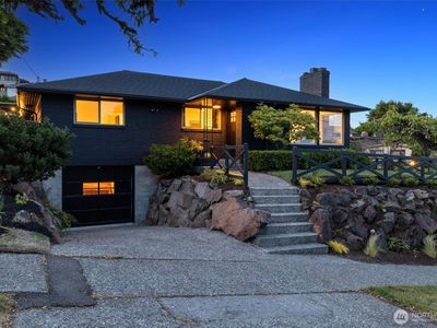 2604 W Armour Street