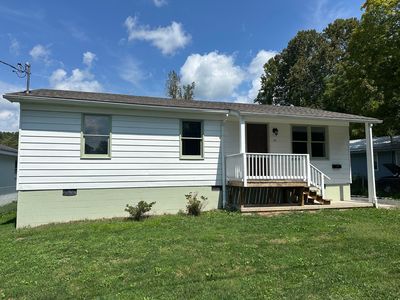 133 Oak St