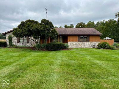 7729 N County Road 100 E