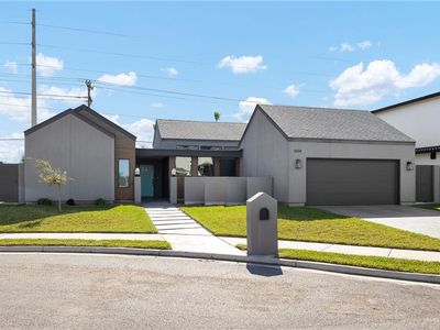 1608 Saint Claire Ave