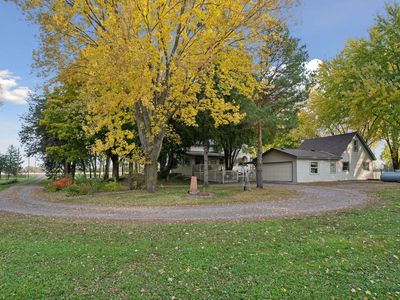 4113 County Road 33 SE