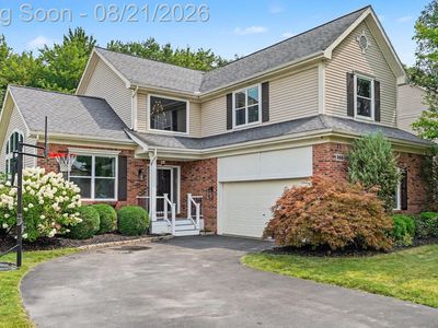 388 Lakeshore Pointe Dr