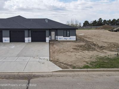 1631 Marilyn Way