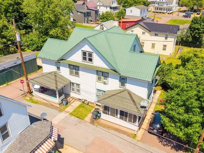 151-153 Scott Ave